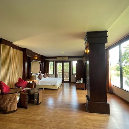Gassan Legacy Golf Club Hotel Ламфун Екстериор снимка