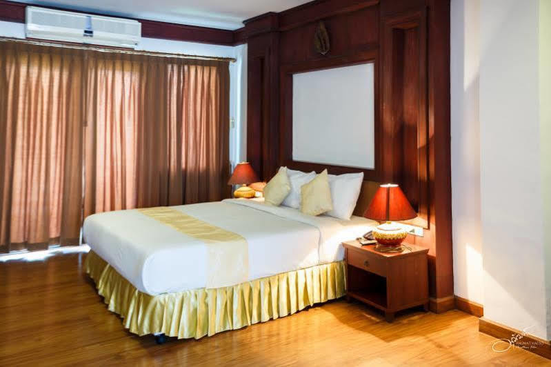 Gassan Legacy Golf Club Hotel Ламфун Екстериор снимка